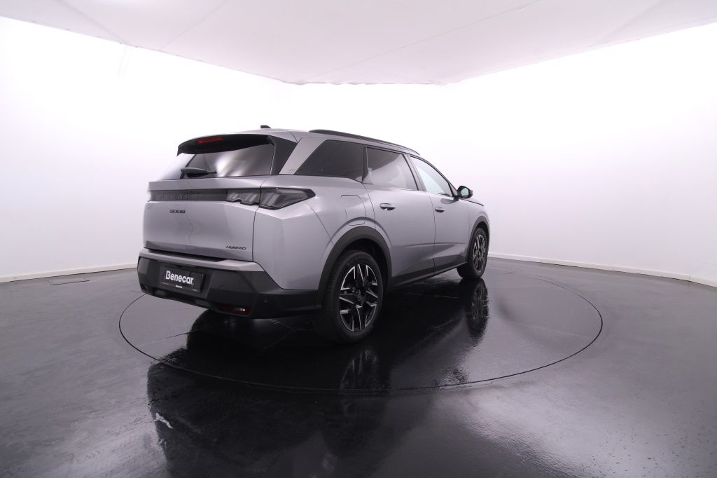 peugeot-5008-2025-hibrido-1199cc
