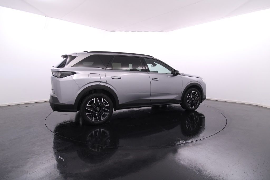 peugeot-5008-2025-hibrido-1199cc