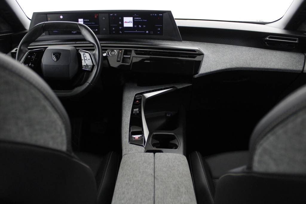 peugeot-5008-2025-hibrido-1199cc