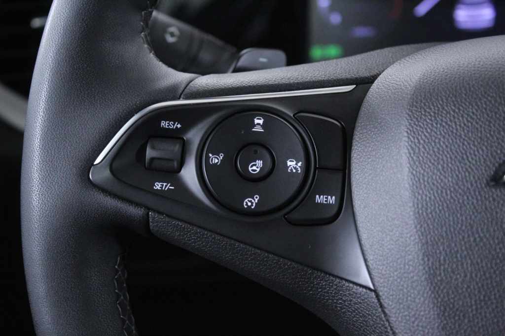 opel-grandland-2024-diesel-1499cc
