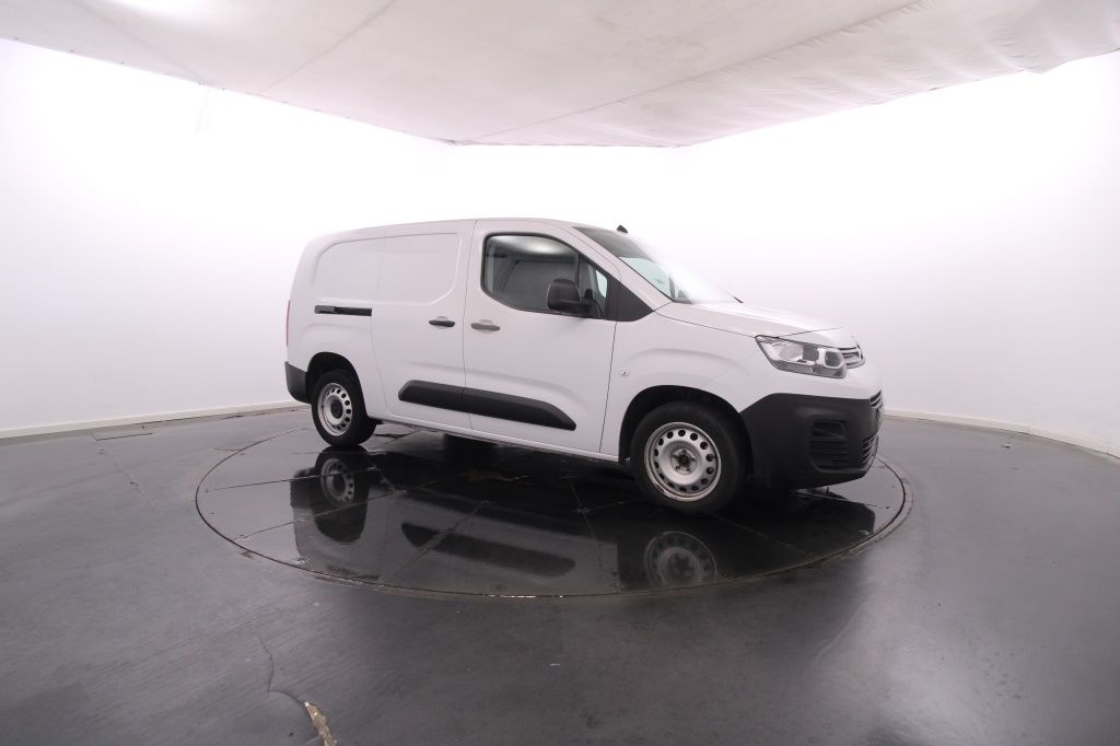 citroen-berlingo-2024-diesel-1499cc