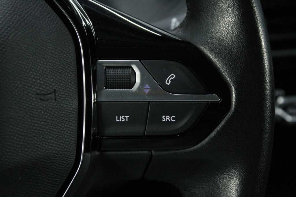 peugeot-208-2024-gasolina-1199cc
