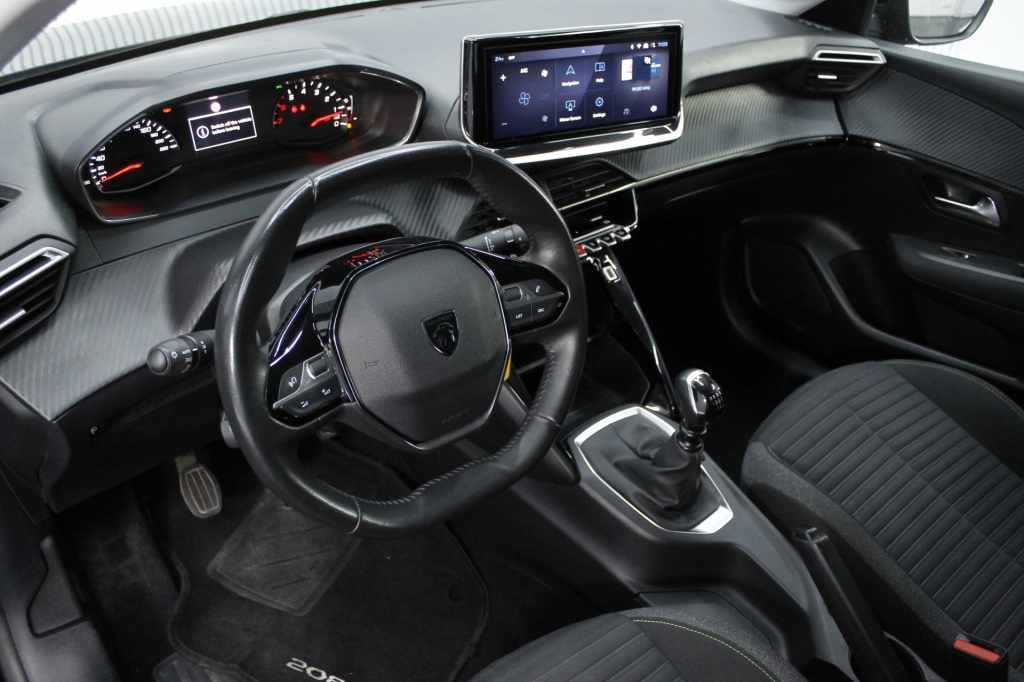 peugeot-208-2024-gasolina-1199cc