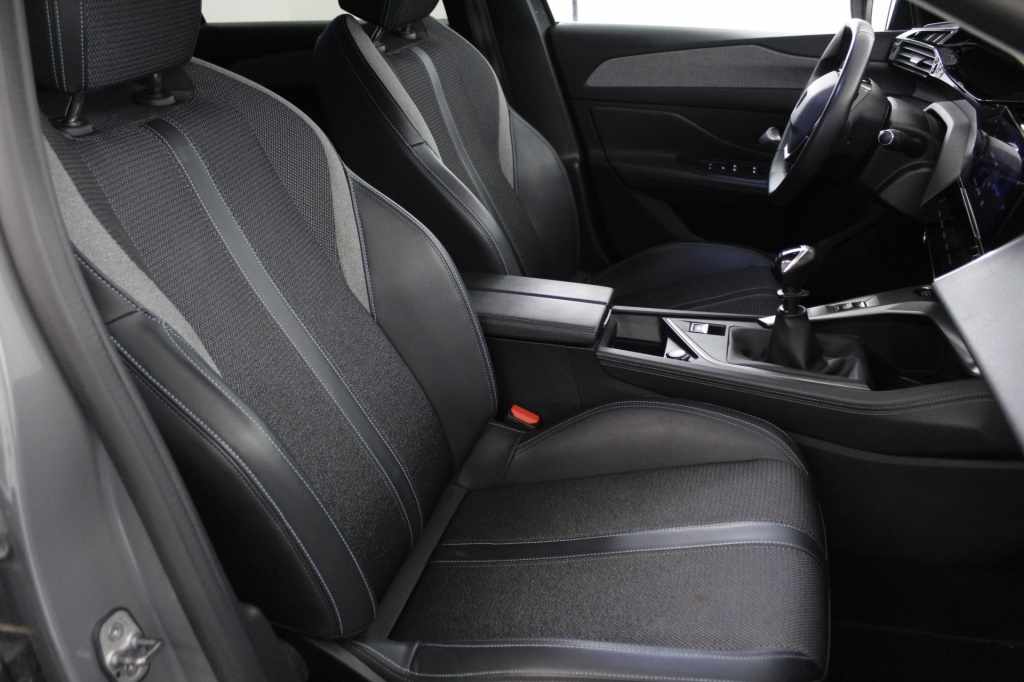 peugeot-308-2024-gasolina-1199cc