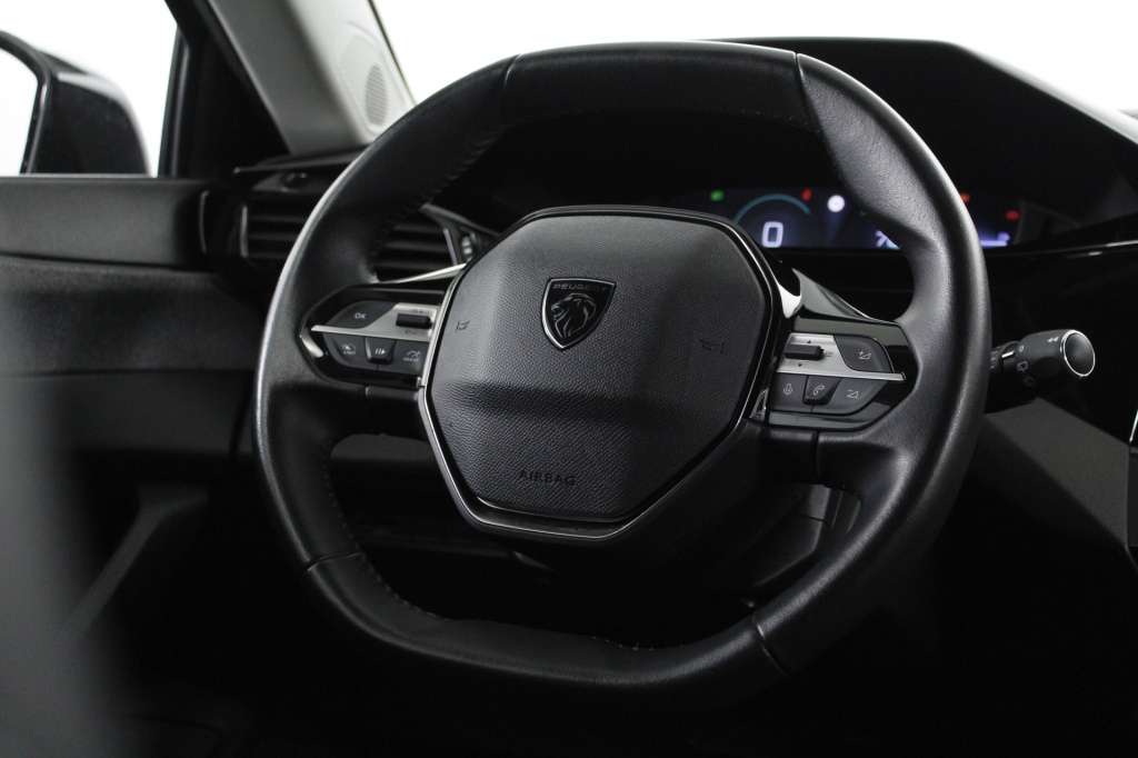 peugeot-308-2024-gasolina-1199cc
