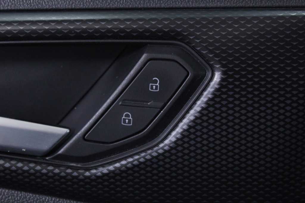 volkswagen-t-cross-2023-gasolina-999cc