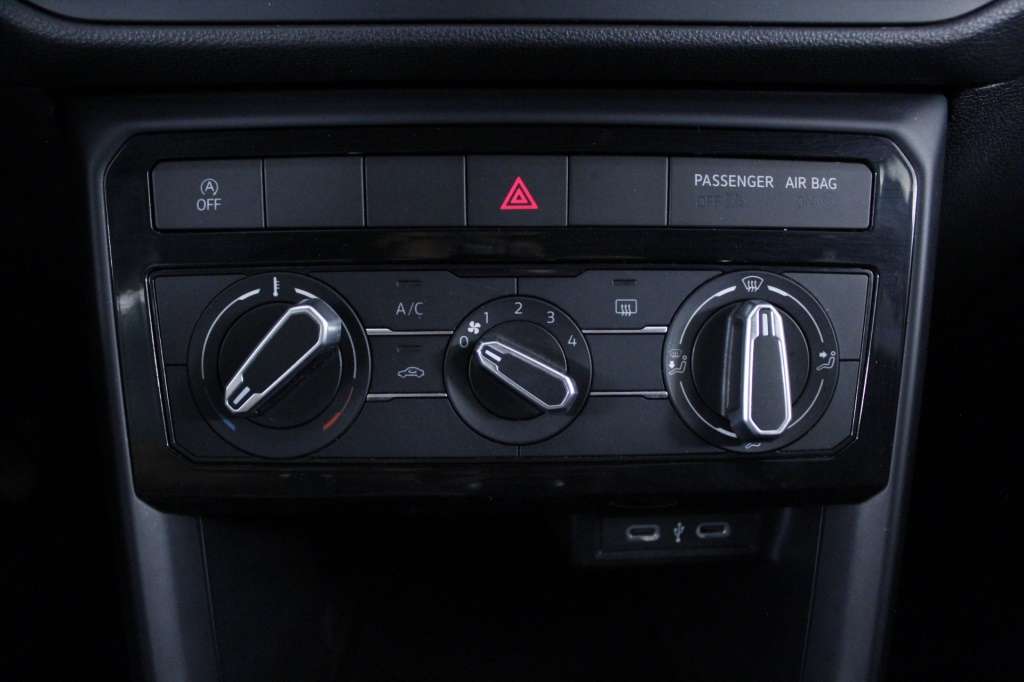 volkswagen-t-cross-2023-gasolina-999cc