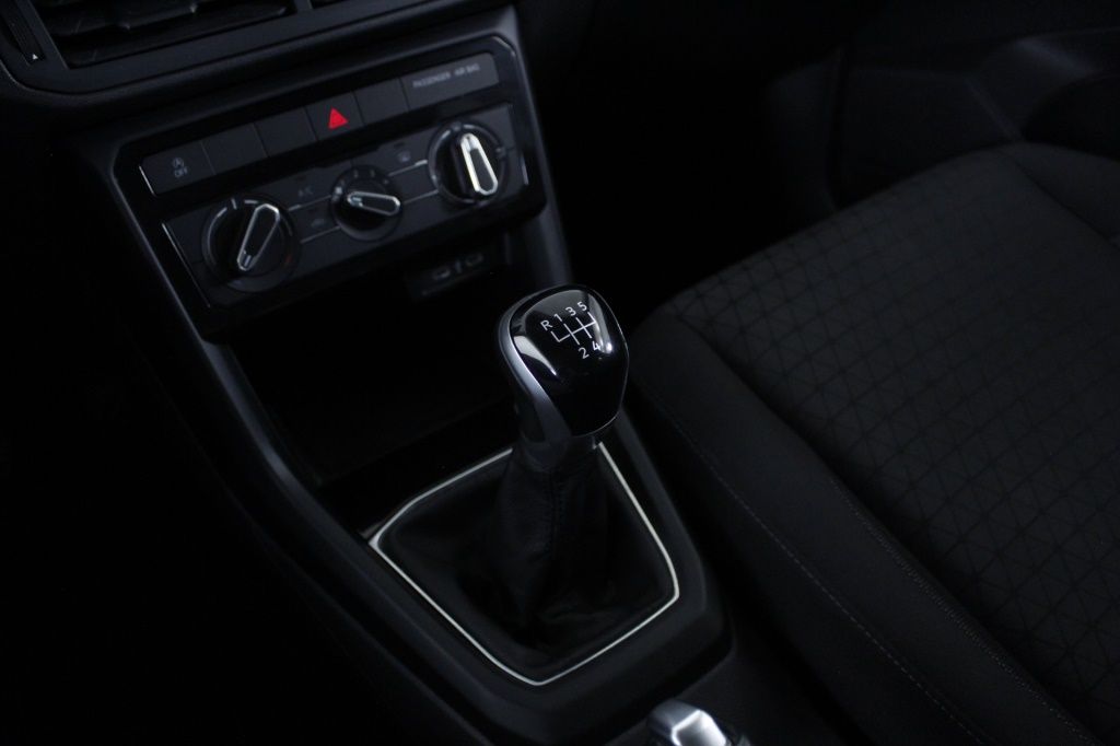volkswagen-t-cross-2023-gasolina-999cc