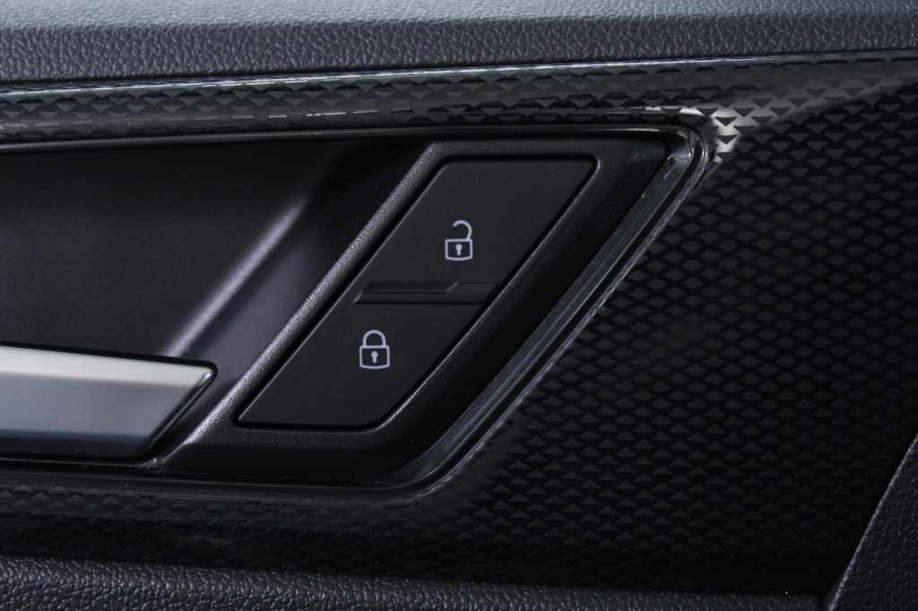 volkswagen-taigo-2025-gasolina-999cc