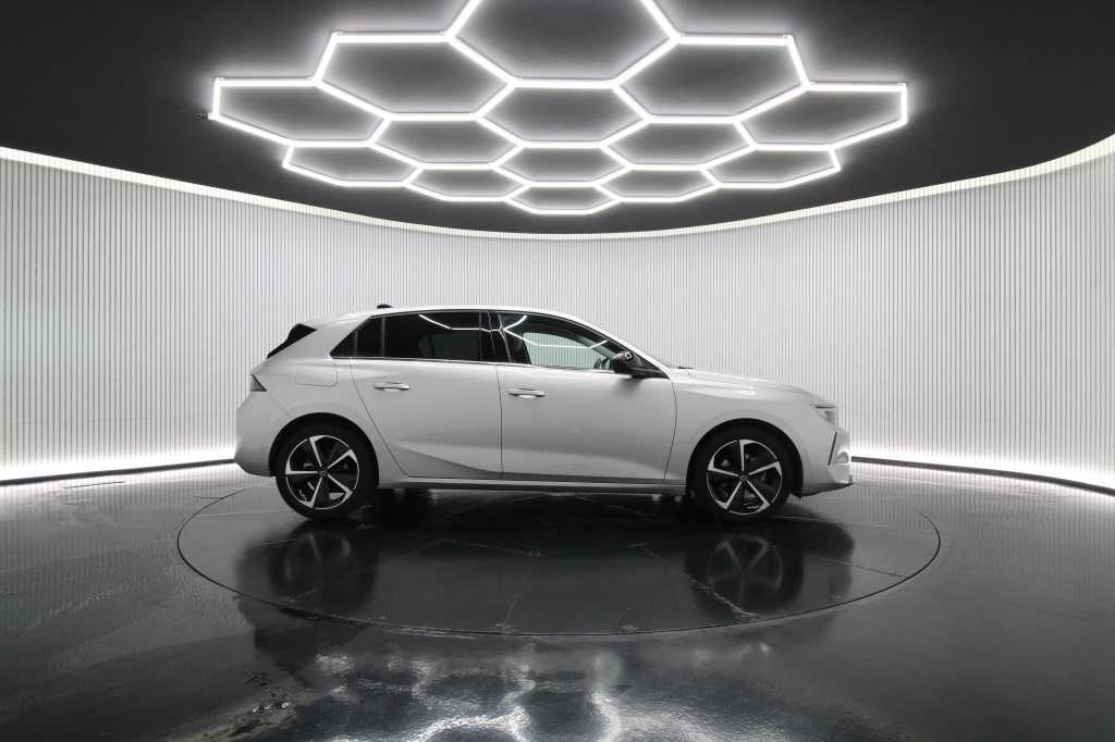 opel-astra-2023-gasolina-1199cc