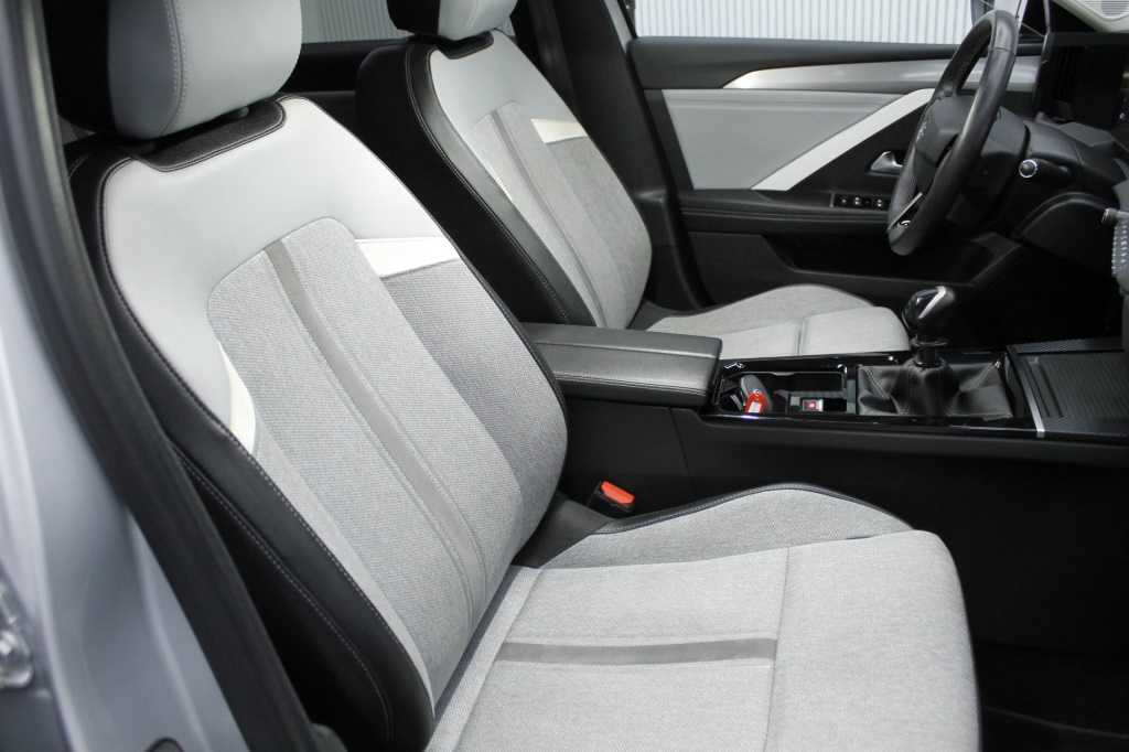 opel-astra-2023-gasolina-1199cc