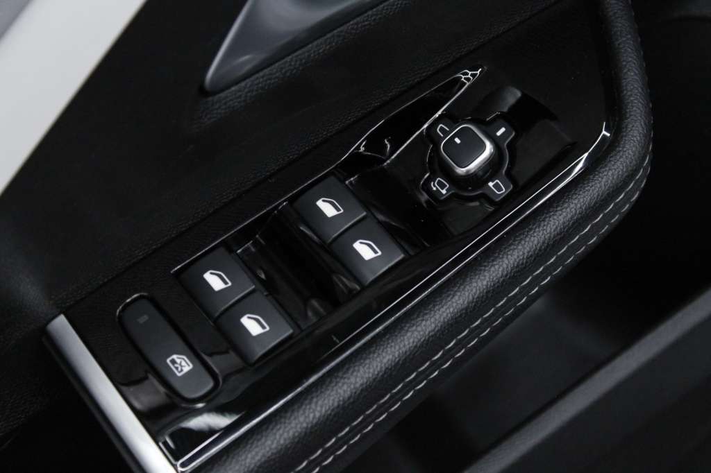 opel-astra-2023-gasolina-1199cc