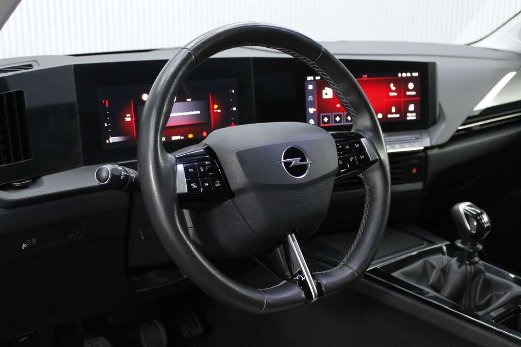 opel-astra-2023-gasolina-1199cc