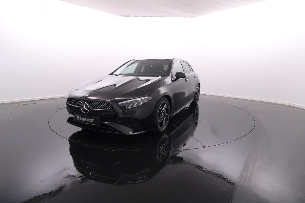 mercedes-benz-classe-a-2023-hibrido-1332cc