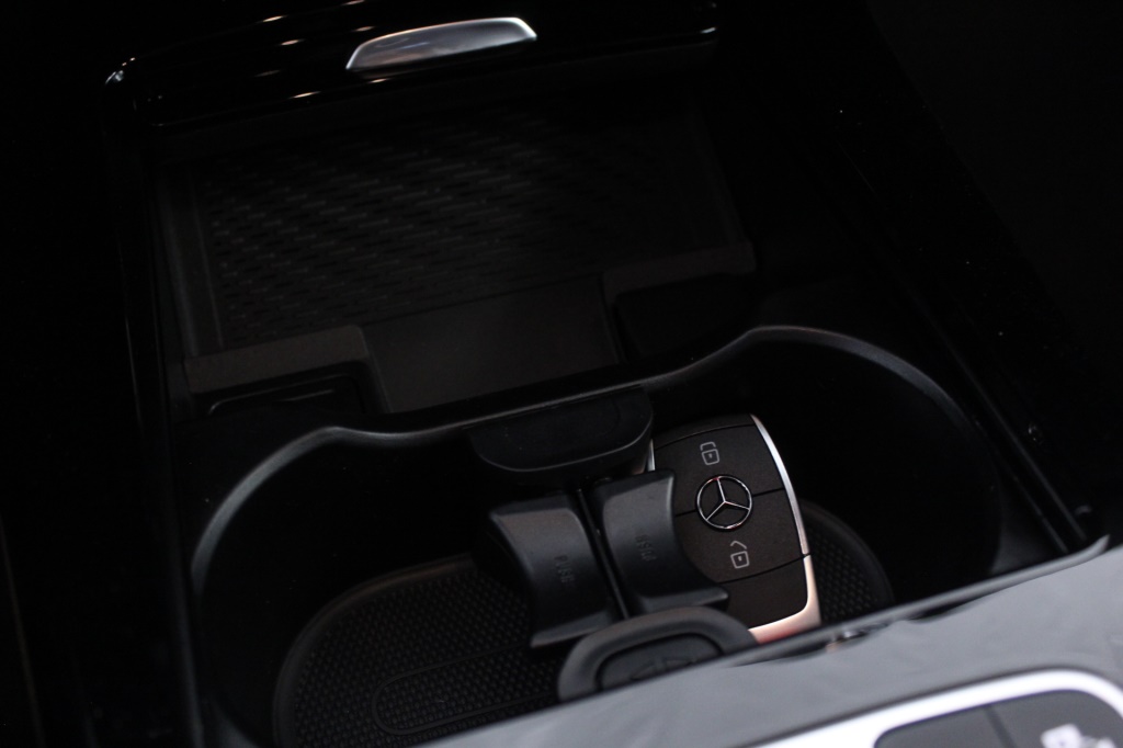 mercedes-benz-classe-a-2023-hibrido-1332cc