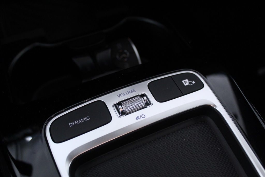 mercedes-benz-classe-a-2023-hibrido-1332cc