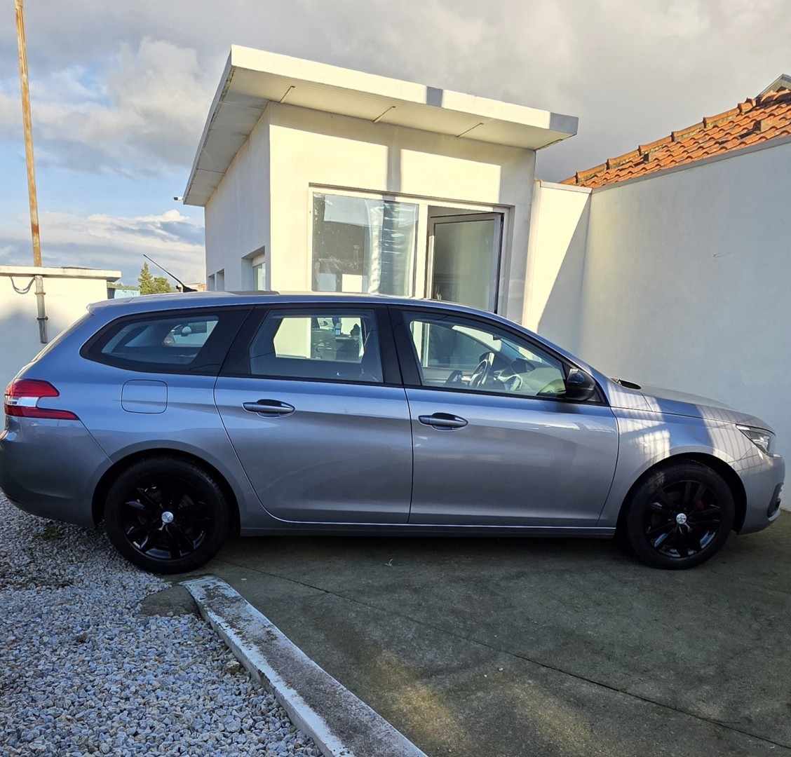 peugeot-308-2019-gasolina-1199cc