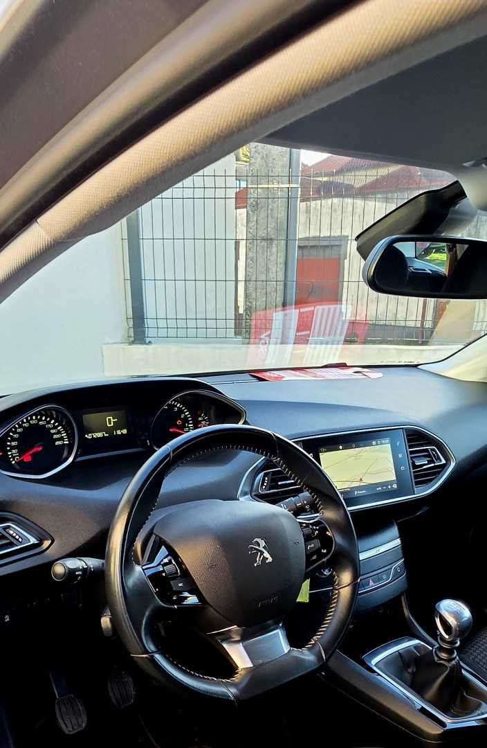 peugeot-308-2019-gasolina-1199cc