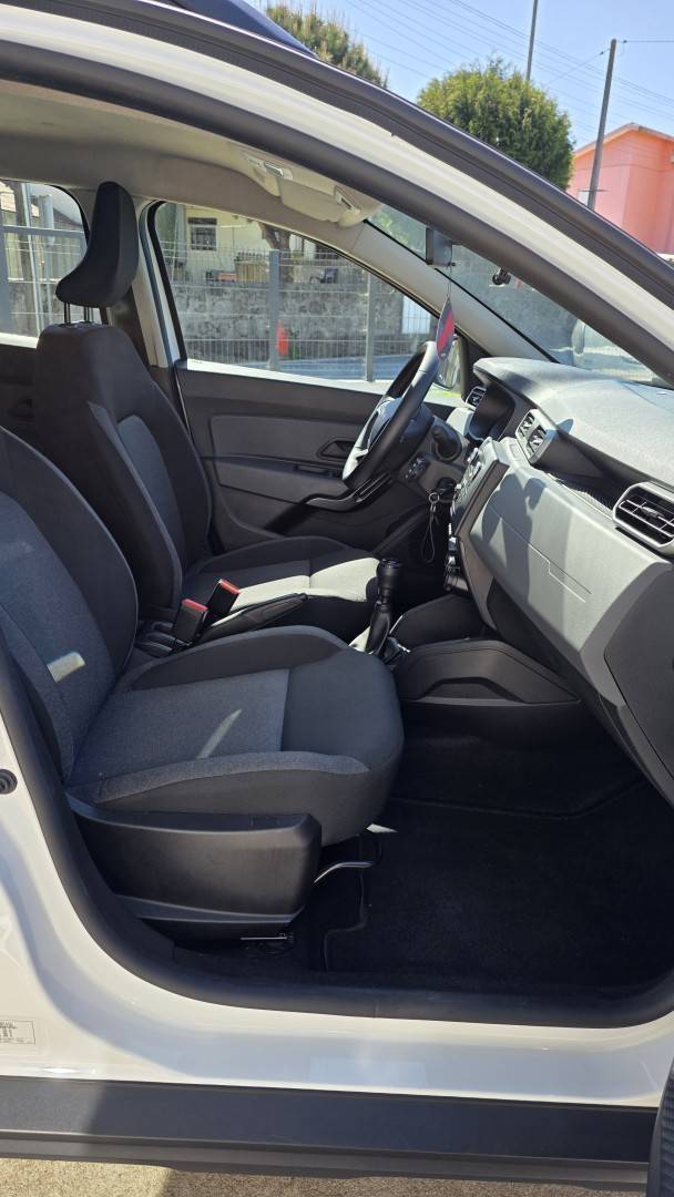 dacia-duster-2023-gasolina-999cc