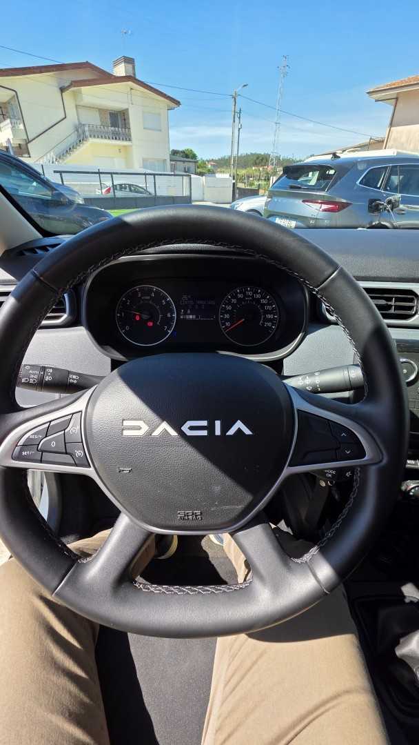 dacia-duster-2023-gasolina-999cc