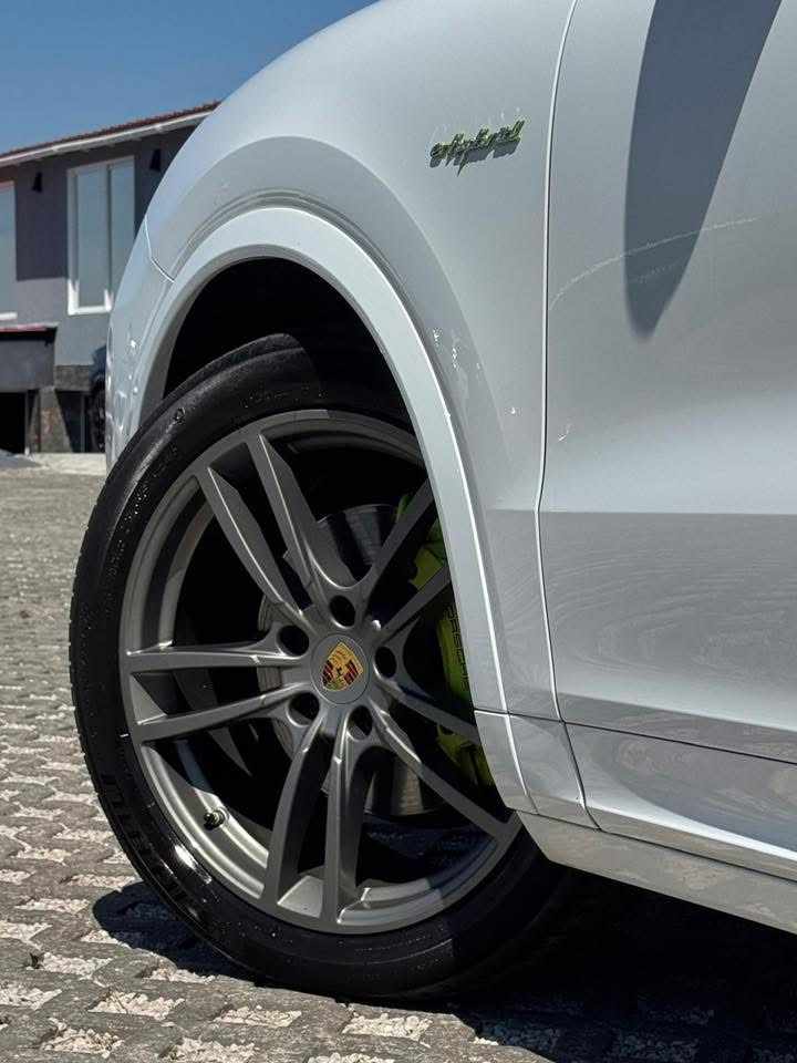 porsche-cayenne-3-0-e-hybrid-2018-gasolina-2995cc