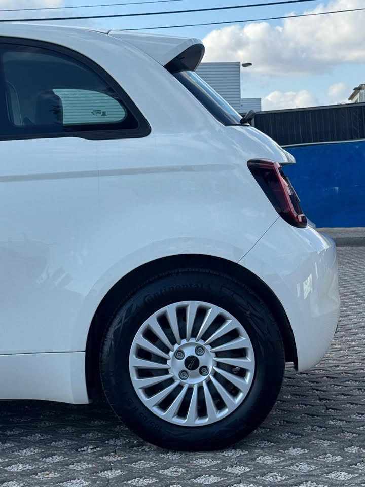 fiat-500e-42-kwh-2023-eletrico