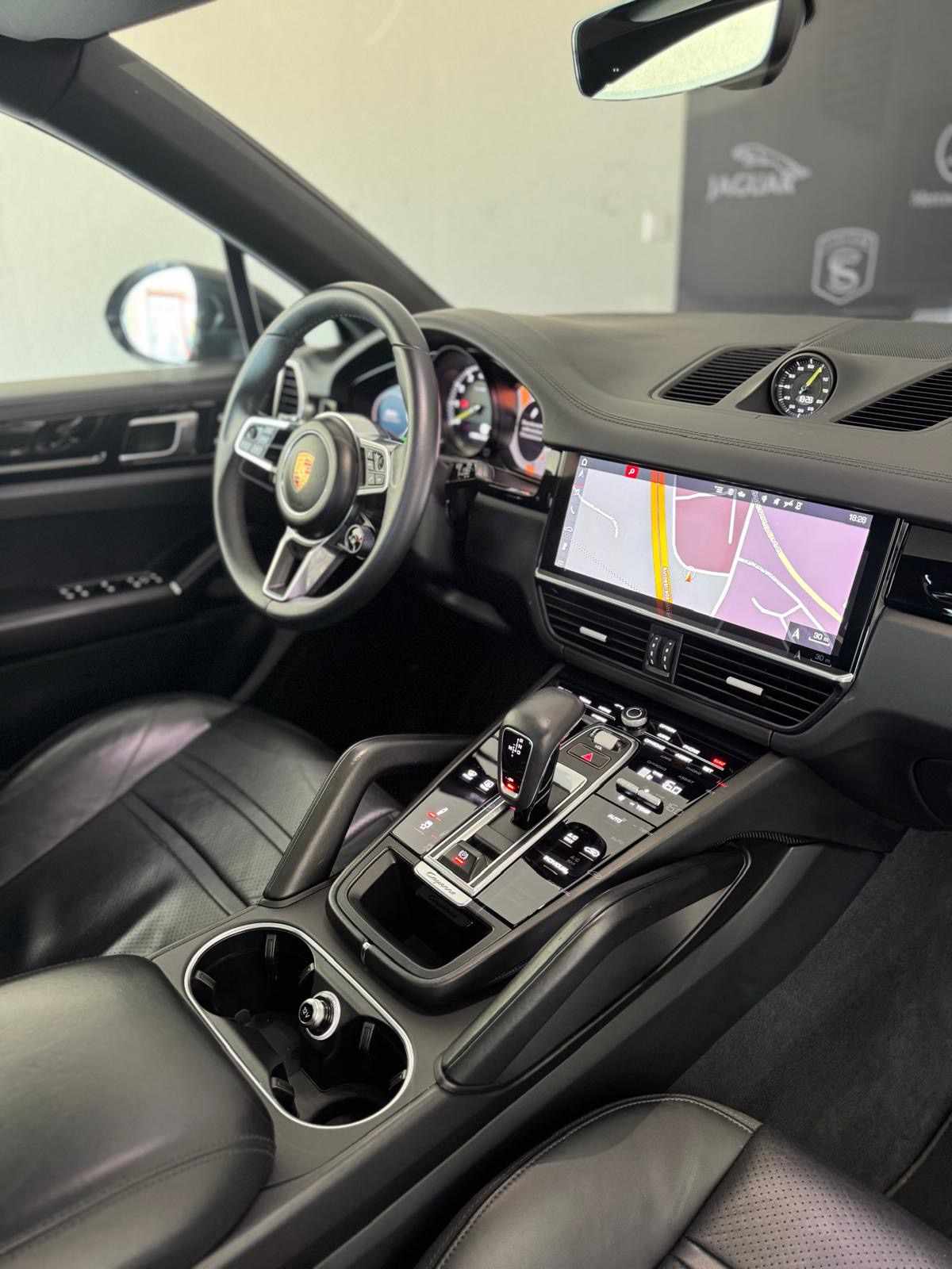 porsche-cayenne-e-hybrid-2019-gasolina-2995cc
