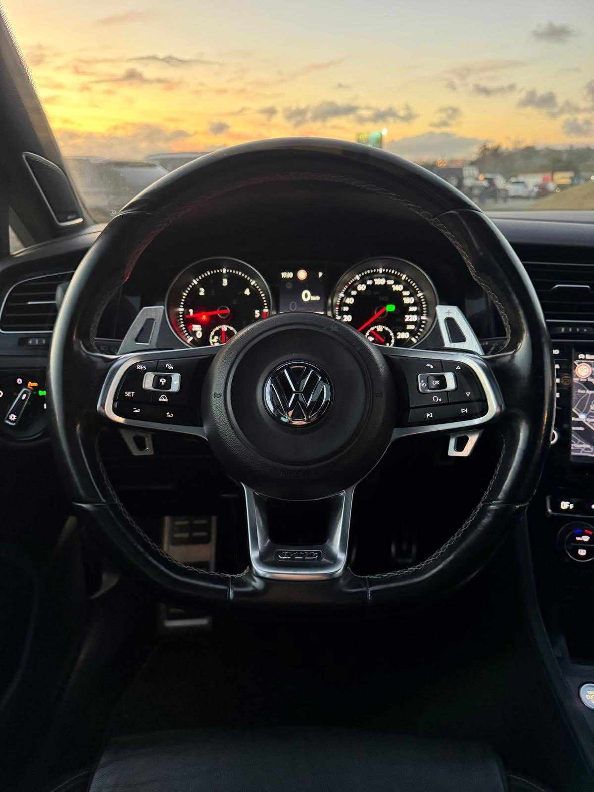 volkswagen-golf-gtd-2-0-tdi-2015-diesel-1968cc