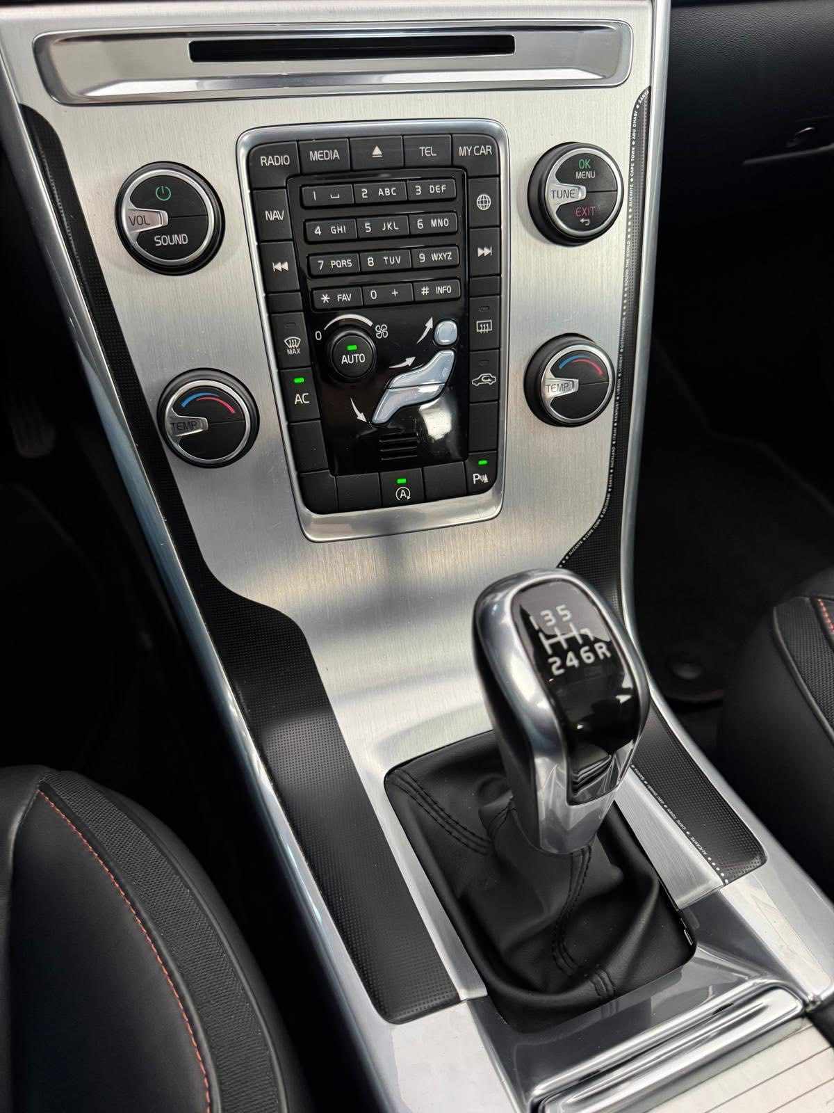 volvo-xc60-2-0-d4-2016-diesel-1969cc
