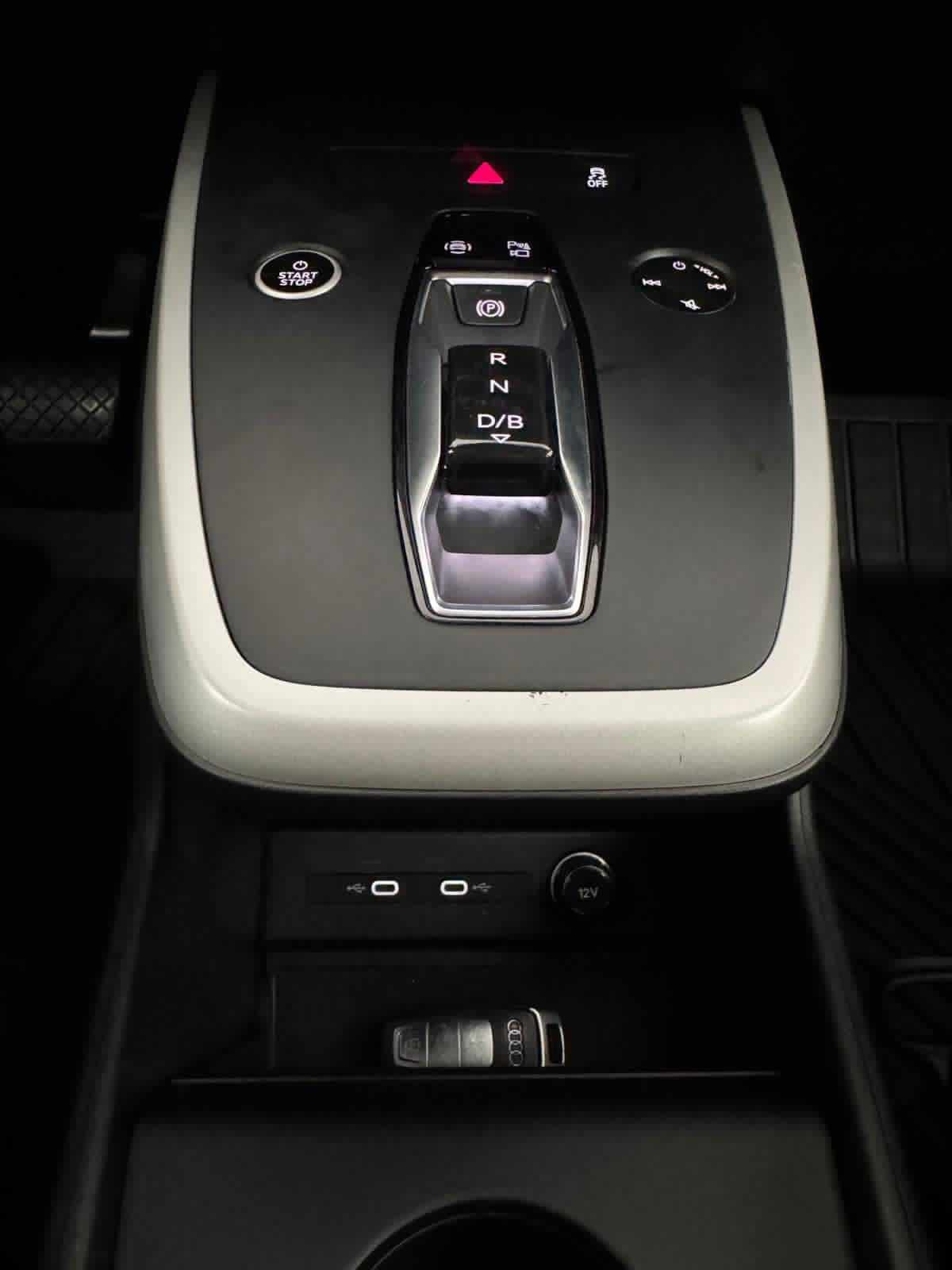audi-q4-e-tron-40-e-tron-2022-eletrico