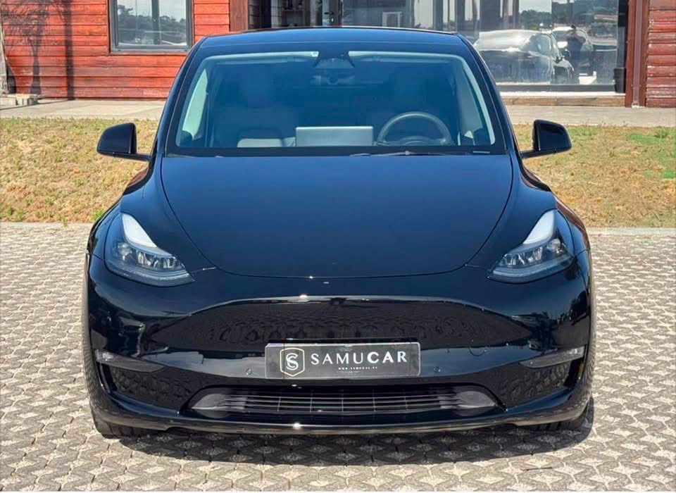 tesla-model-y-performance-2022-eletrico