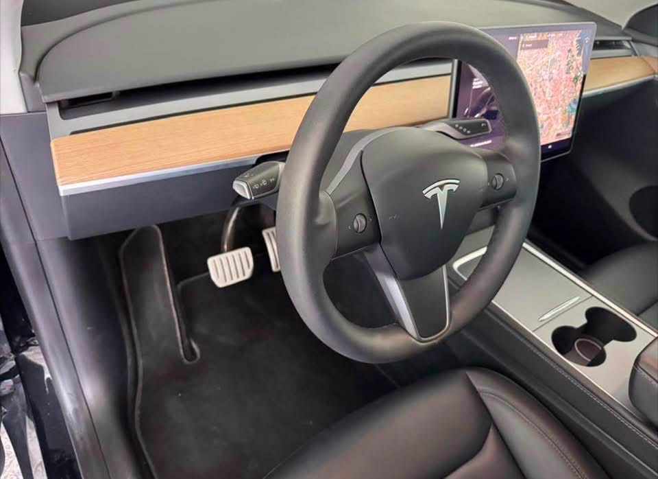 tesla-model-y-performance-2022-eletrico