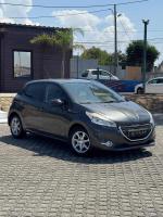 peugeot-208-1-2-vti-2015-gasolina-1199cc