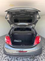 peugeot-208-1-2-vti-2015-gasolina-1199cc
