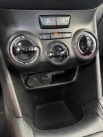peugeot-208-1-2-vti-2015-gasolina-1199cc