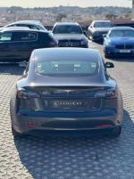 tesla-model-3-performance-2019-eletrico