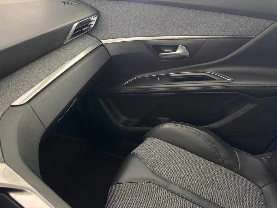 peugeot-5008-1-6-bluehdi-2017-diesel-1560cc