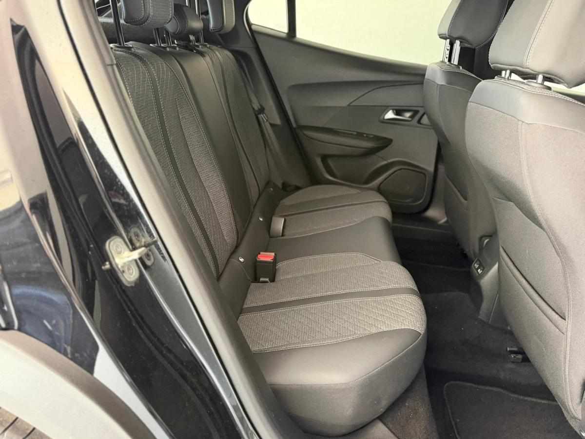 peugeot-2008-1-2-puretech-2024-gasolina-1199cc