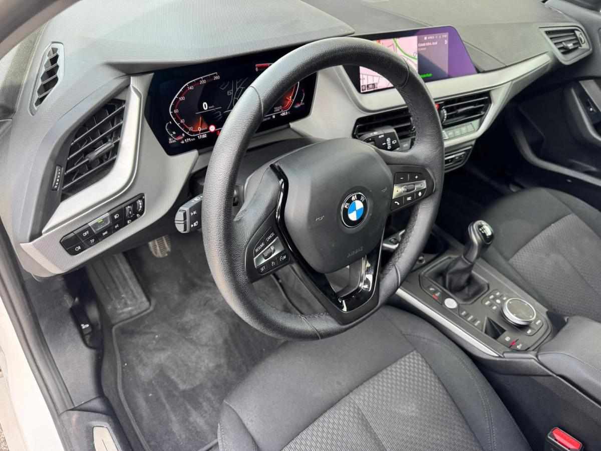 bmw-serie-1-116d-2023-diesel-1496cc