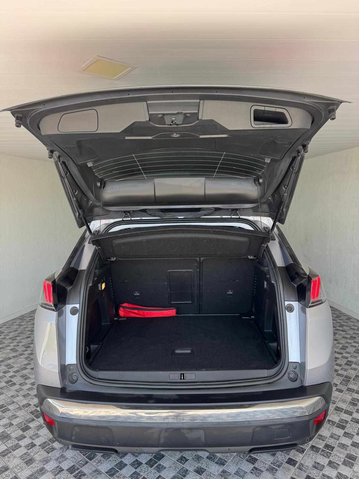 peugeot-3008-1-5-bluehdi-2022-diesel-1499cc