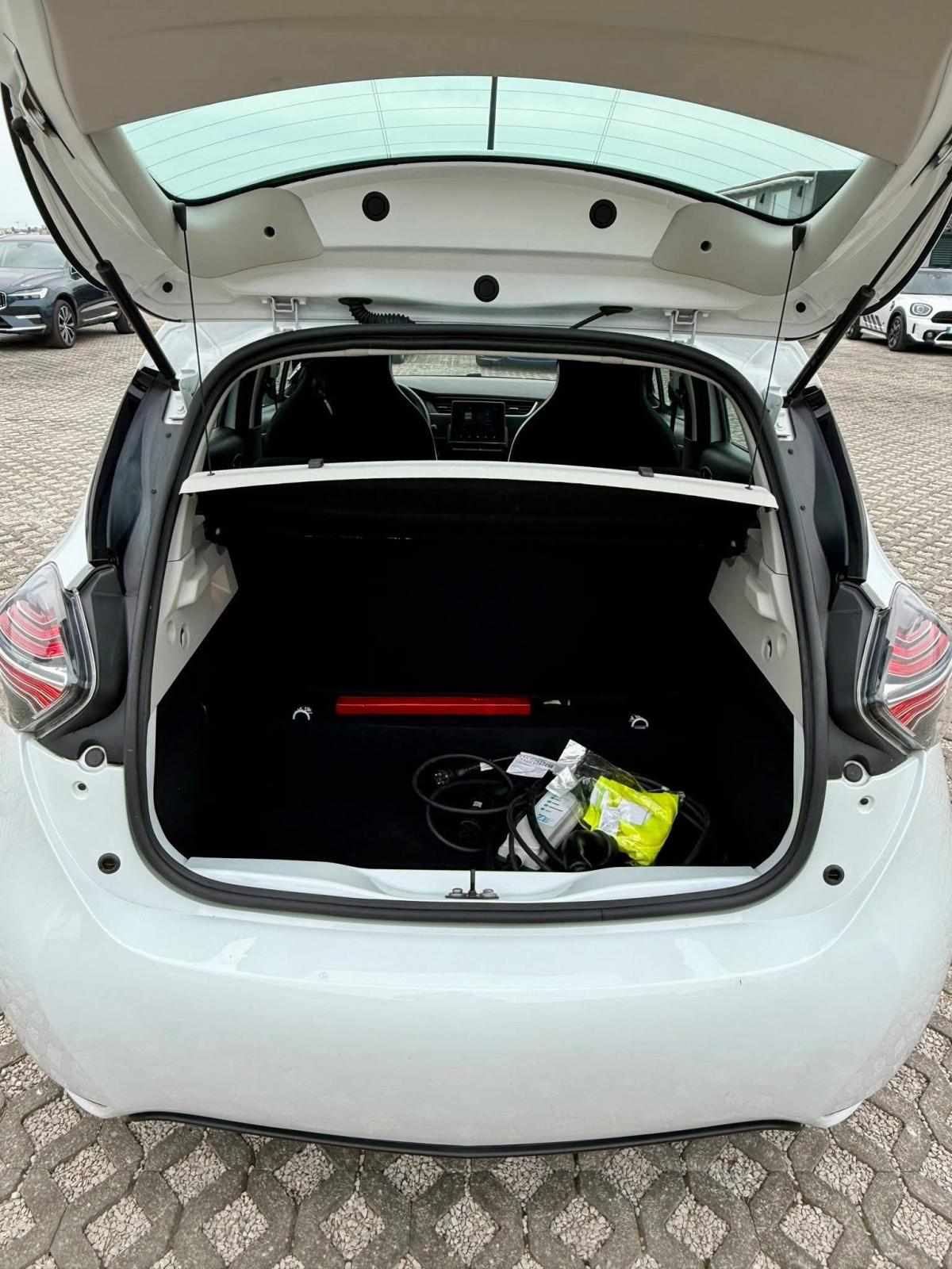 renault-zoe-r110-52-kwh-2022-eletrico