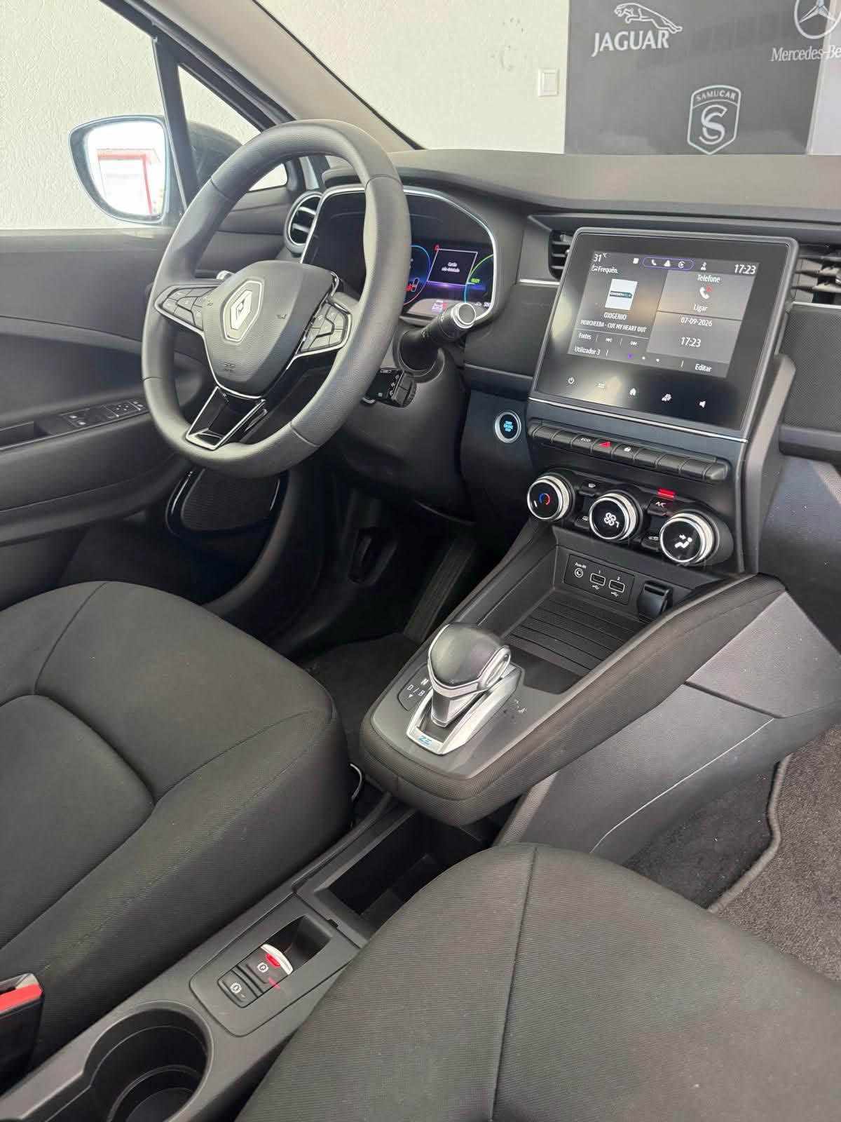 renault-zoe-r110-52-kwh-2021-eletrico