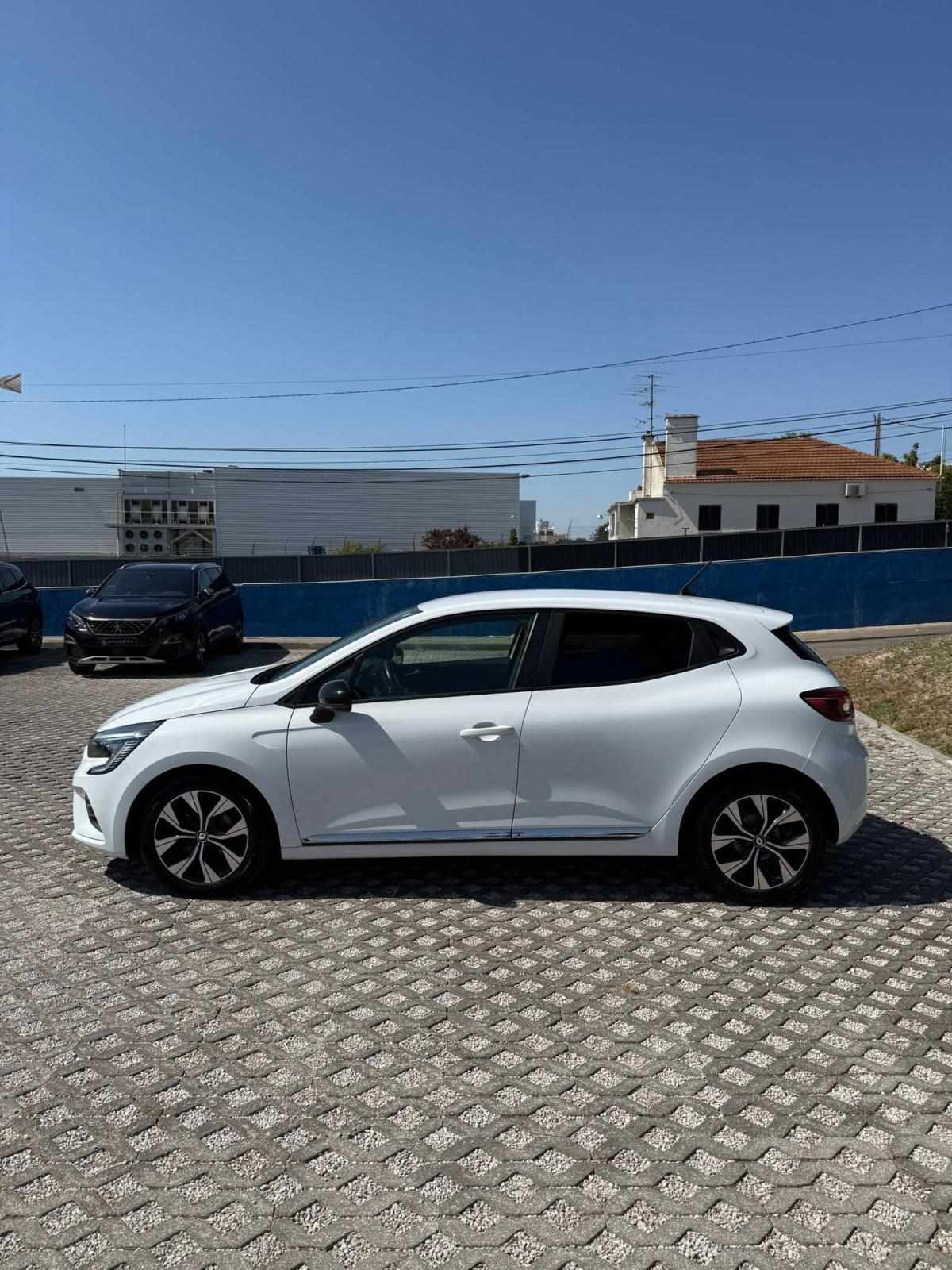 renault-clio-1-0-tce-2023-gasolina-999cc