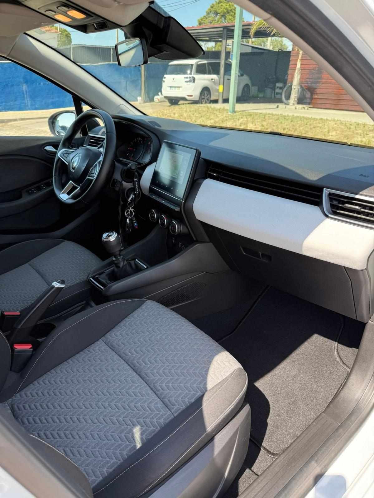 renault-clio-1-0-tce-2023-gasolina-999cc