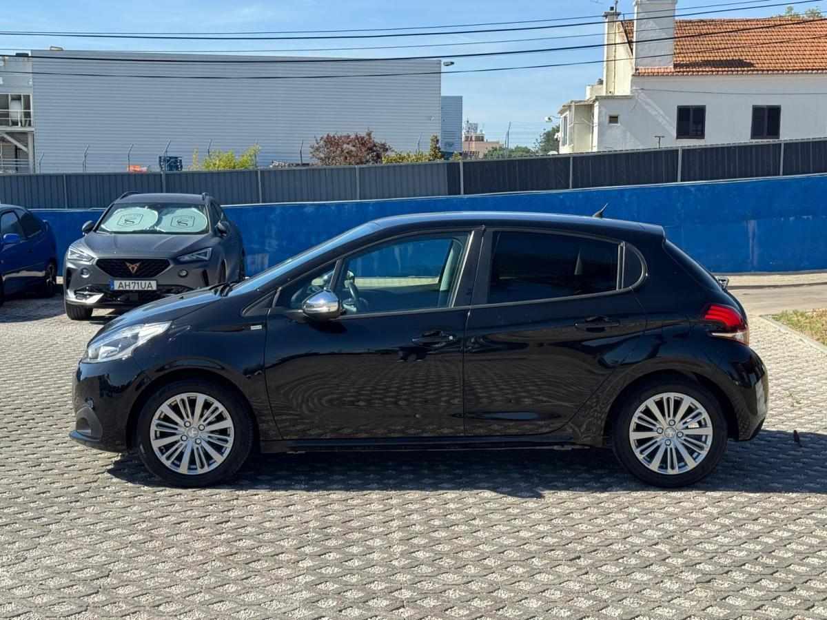 peugeot-208-1-2-vti-2017-gasolina-1199cc