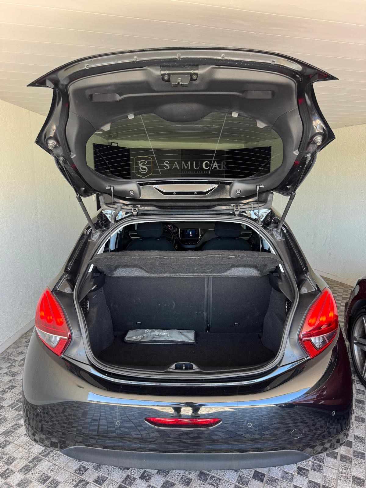 peugeot-208-1-2-vti-2017-gasolina-1199cc