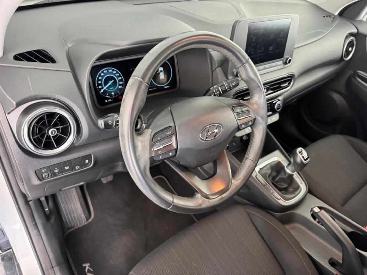 hyundai-kauai-1-0-120cv-2022-gasolina-998cc