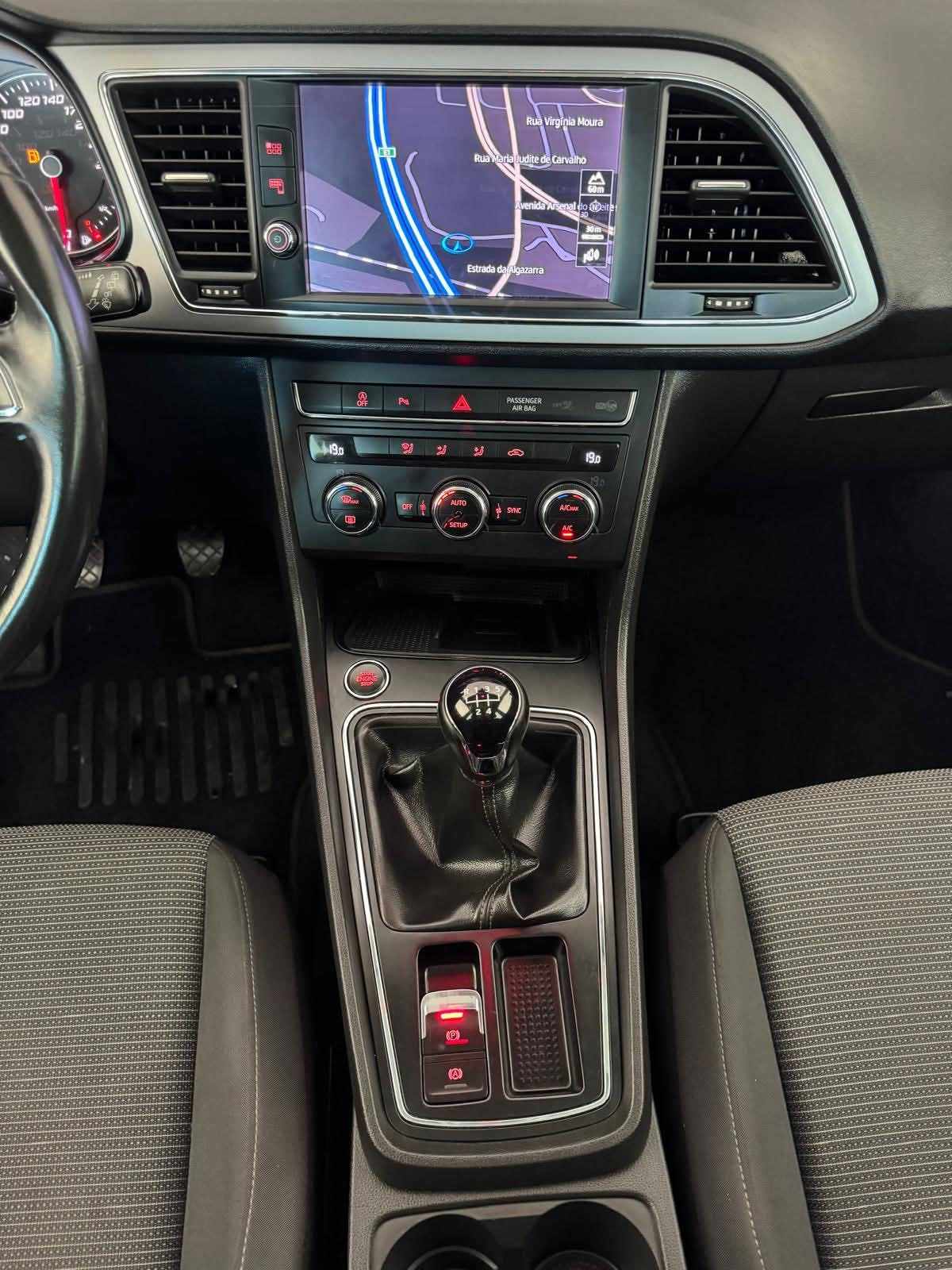 seat-leon-1-6-tdi-2020-diesel-1598cc