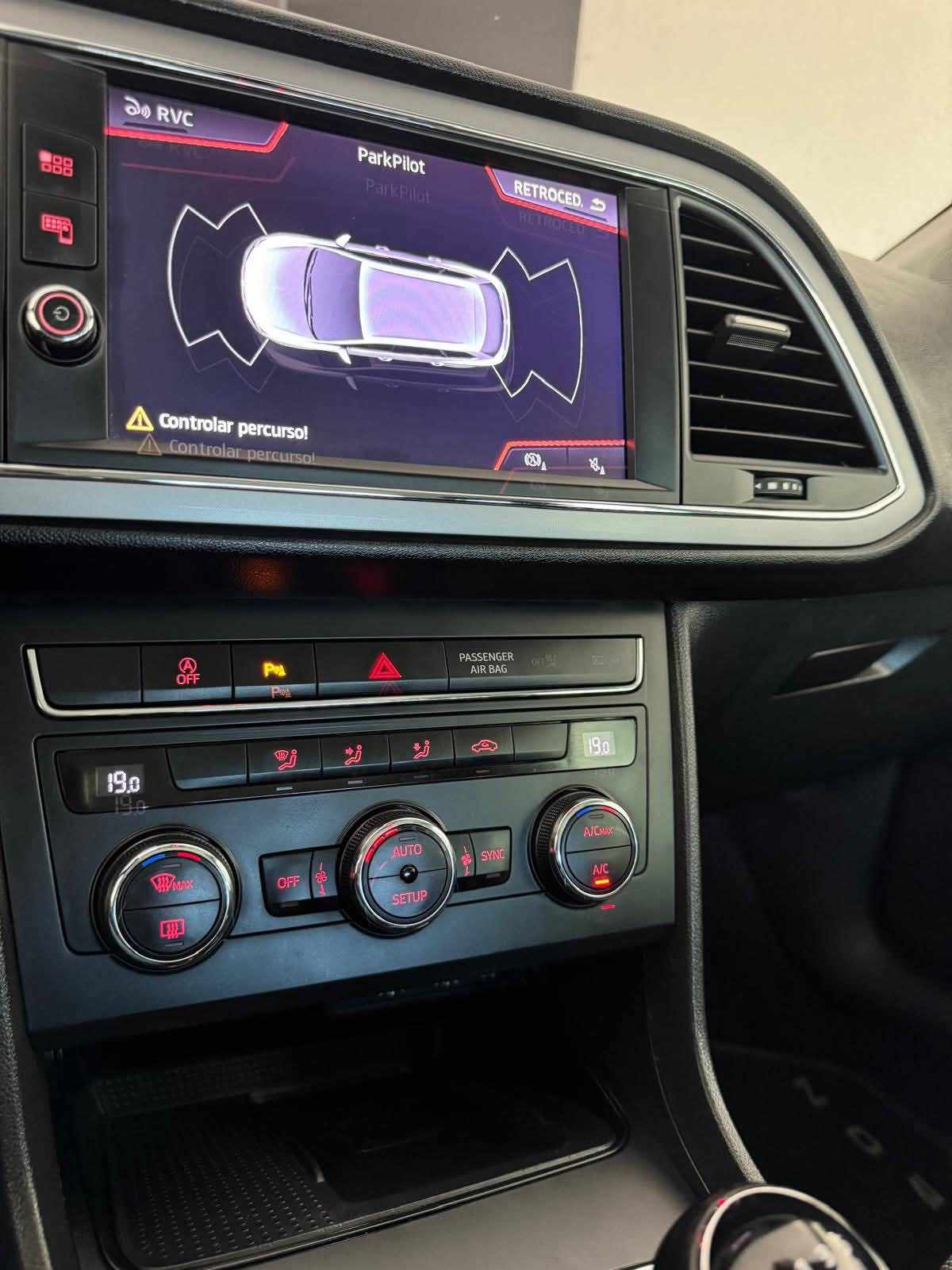 seat-leon-1-6-tdi-2020-diesel-1598cc