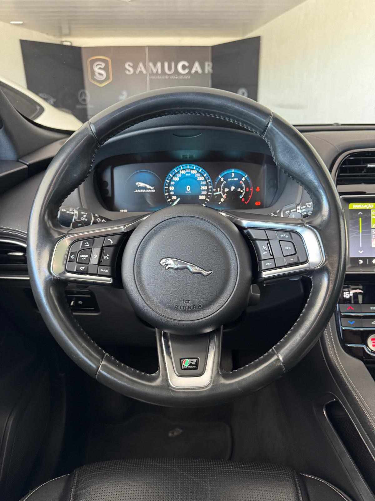 jaguar-f-pace-20d-2016-diesel-1999cc